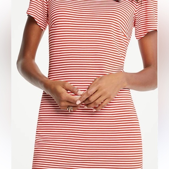 Ann Taylor Red Striped Puff Sleeve Dress Size 4 Stretchy Fit - Picture 4 of 11